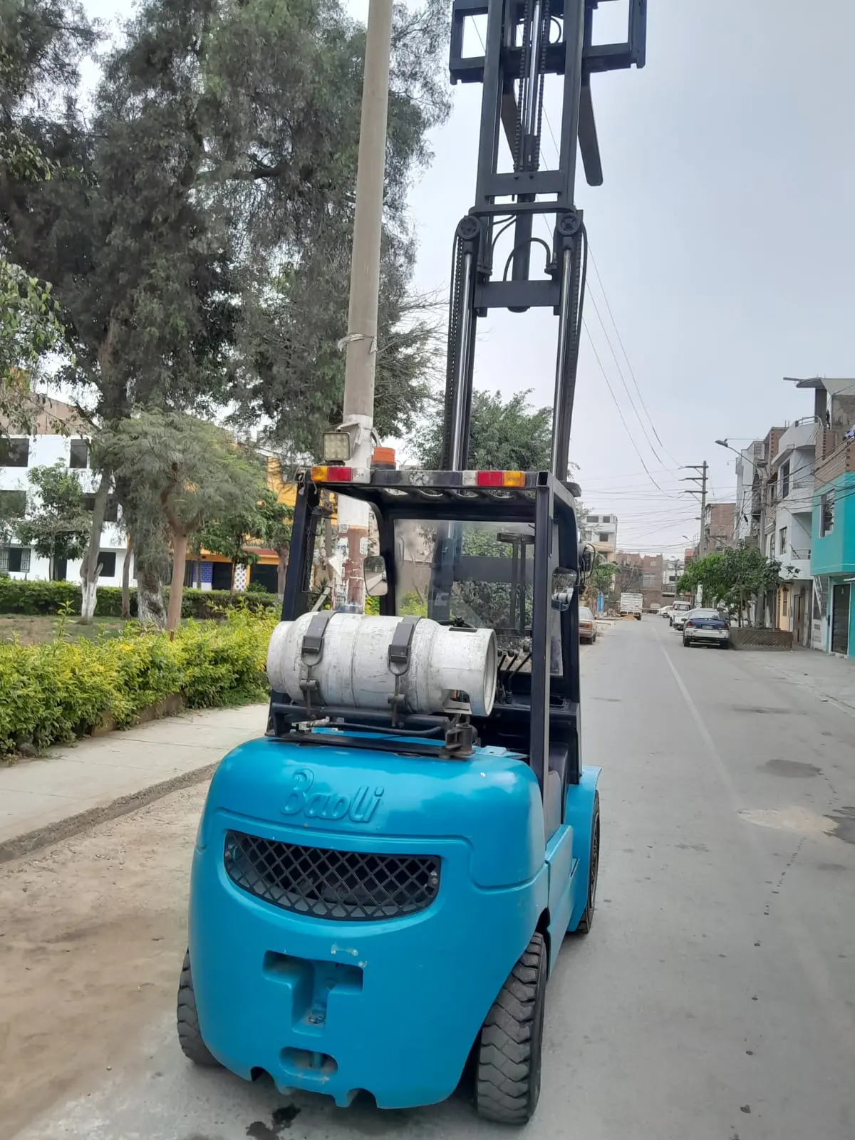 Venta de Montacargas Containero 3 TN