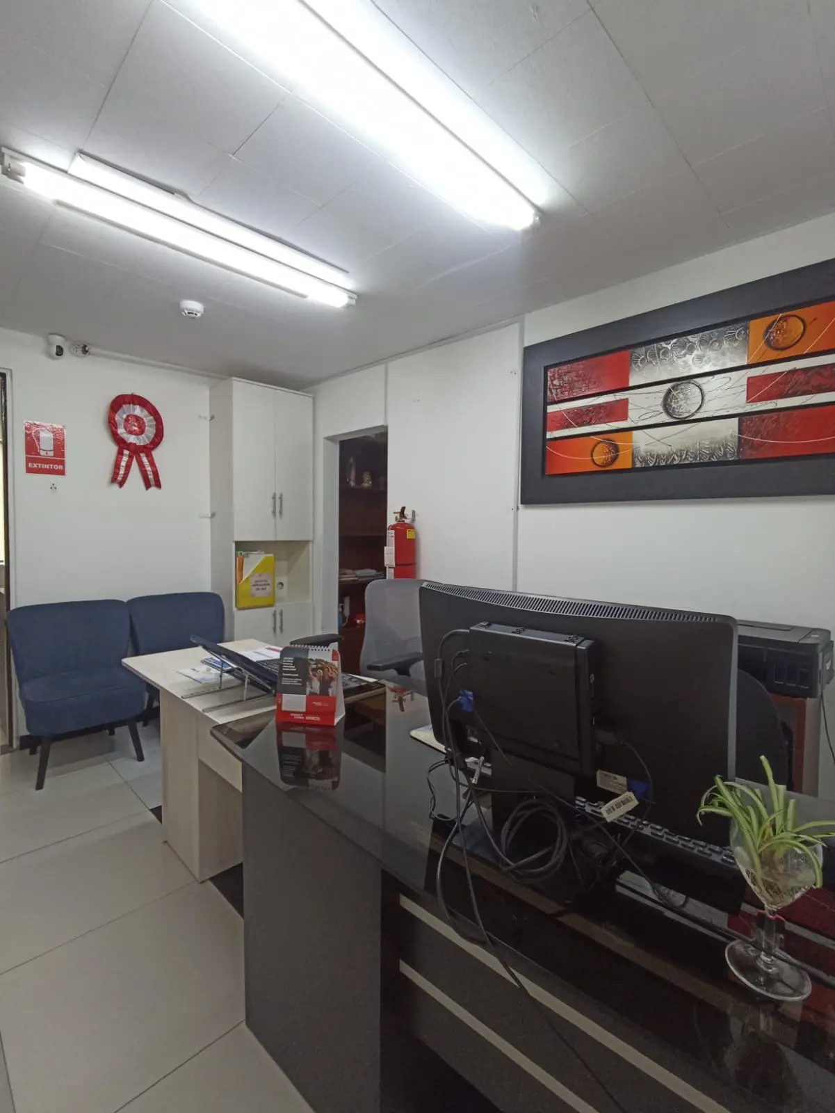 ALQUILER DE OFICINA UBICADA EN MIRAFLORES