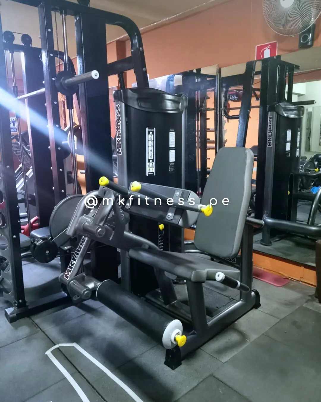 FABRICANTES DE EQUIPOS DE GIMNASIO DE PARQUES