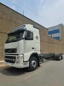 VOLVO FH12 GLOBETROTTER CAMION
